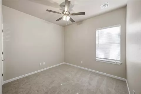 Bedroom - 1300 Colonial Ave, Tuttle, OK 73089 photo 6 of 8