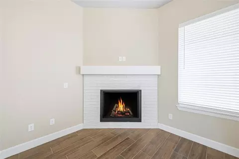 Living - 1300 Colonial Ave, Tuttle, OK 73089 photo 4 of 5