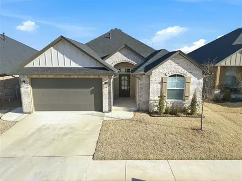 Exterior - 1300 Colonial Ave, Tuttle, OK 73089 photo 6 of 6