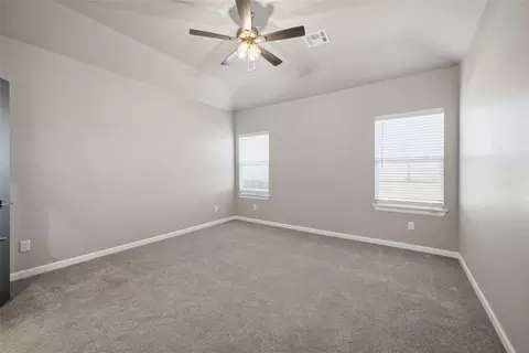 Bedroom - 1300 Colonial Ave, Tuttle, OK 73089 photo 2 of 8