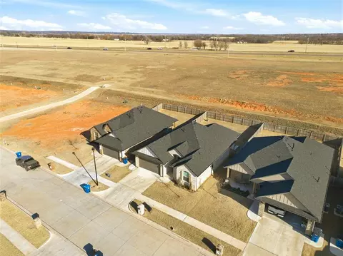 View/Area - 1300 Colonial Ave, Tuttle, OK 73089 photo 1 of 4