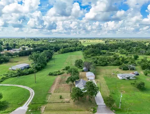 1304 W Walnut St, Tecumseh, OK 74873