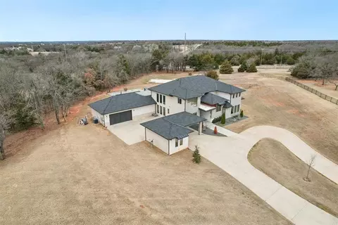 2725 Piazza Ct, Arcadia, OK 73007