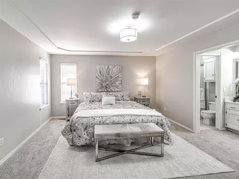 Bedroom - 700 E 35th St, Edmond, OK 73013 photo 2 of 6