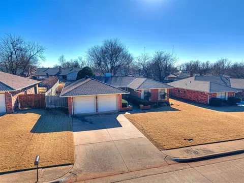 View/Area - 700 E 35th St, Edmond, OK 73013 photo 1 of 1