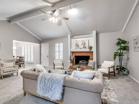 Living - 700 E 35th St, Edmond, OK 73013 photo 2 of 4