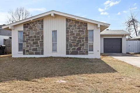 7604 NW 28th St, Bethany, OK 73008