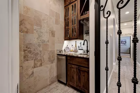 Entry Way - 2017 Providence Dr, Norman, OK 73071 photo 4 of 8
