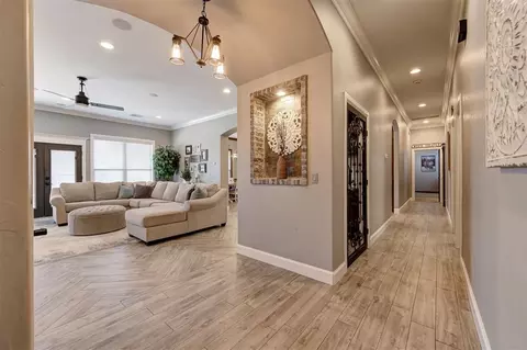 Entry Way - 2017 Providence Dr, Norman, OK 73071 photo 2 of 8