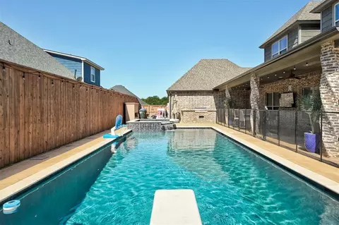 Exterior - 2017 Providence Dr, Norman, OK 73071 photo 5 of 5