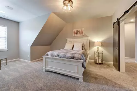 Bedroom - 2017 Providence Dr, Norman, OK 73071 photo 4 of 6