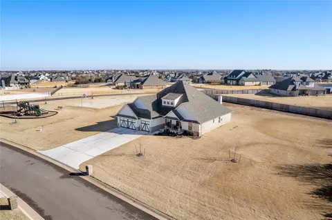 13654 Saltgrass Dr, Edmond, OK 73025