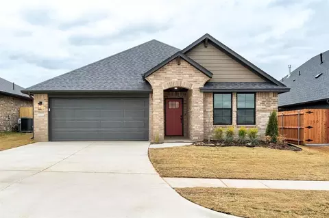 1024 Harmony Dr, Edmond, OK 73034