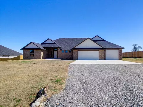 15969 Pecan Rd, Mcloud, OK 74851