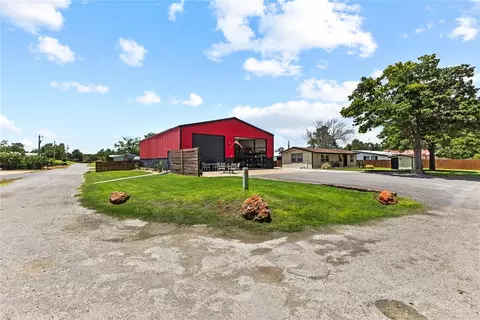 618 S Lynn St, Fort Cobb, OK 73038