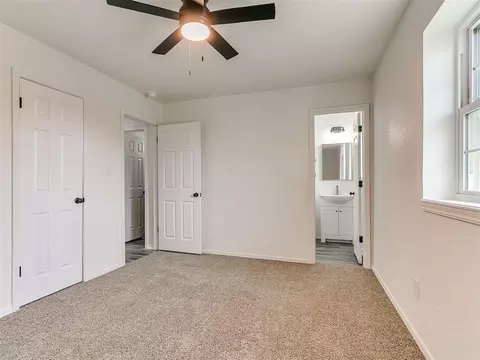 Bedroom - 407 Jarman Dr, Mcloud, OK 74851 photo 5 of 5