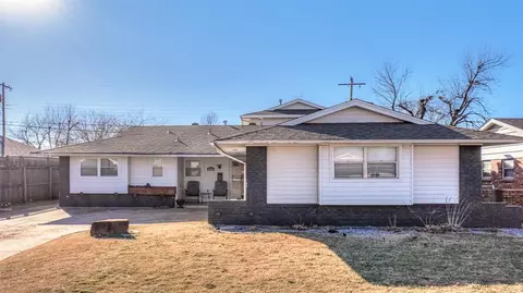 3105 N Viewpoint Dr, Midwest City, OK 73110