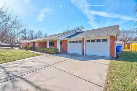 800 Morningside Dr, Norman, OK 73071