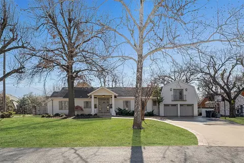 2600 Somerset Pl, Oklahoma City, OK 73116