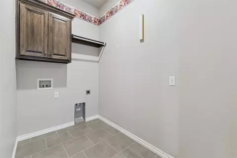 Other - 1025 NE 33rd Ter, Moore, OK 73160 photo 4 of 7