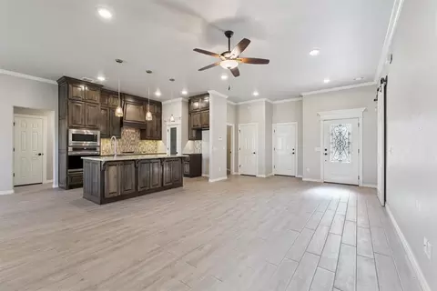 Living - 1025 NE 33rd Ter, Moore, OK 73160 photo 3 of 3