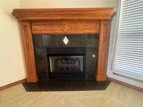 Living - 412 Summit Way, Norman, OK 73071 photo 2 of 2