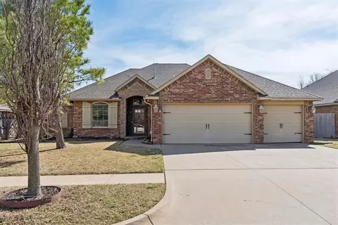 10608 NW 18th St, Yukon, OK 73099