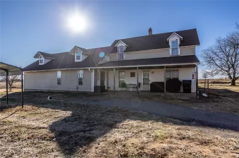 18049 County Road 1070, Hinton, OK 73047