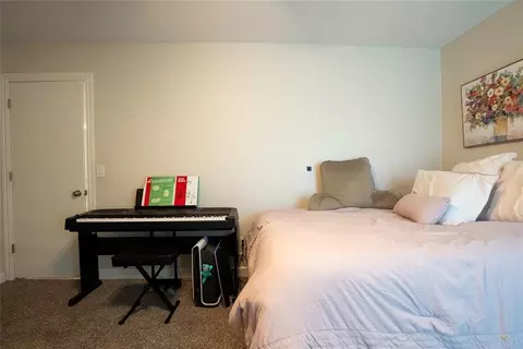 Bedroom - 2134 NW Saddleback Blvd, Norman, OK 73072 photo 6 of 6