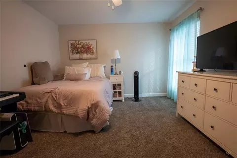 Bedroom - 2134 NW Saddleback Blvd, Norman, OK 73072 photo 5 of 6