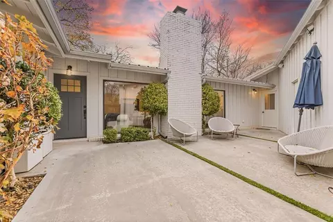 1209 NW 63rd St, Nichols Hills, OK 73116