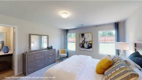 Bedroom - 1613 W Fall Rd, Noble, OK 73068 photo 4 of 4