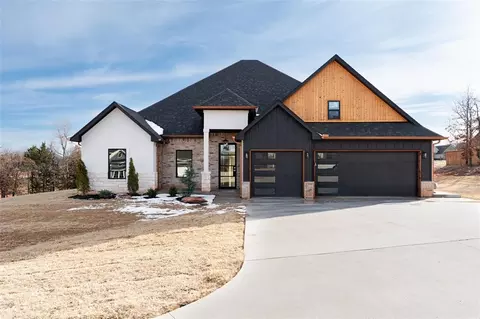 3073 Road Runner Ct, Guthrie, OK 73044