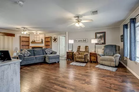 208 E 116th St, Perkins, OK 74059 photo 6