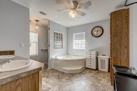208 E 116th St, Perkins, OK 74059 photo 12