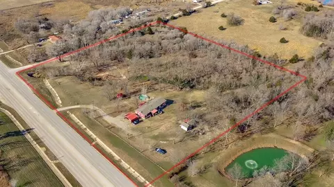 208 E 116th St, Perkins, OK 74059 photo 2