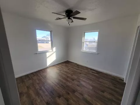 Bedroom - 128 N 5th St, Mcloud, OK 74851 photo 4 of 4