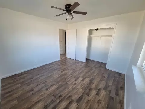 Bedroom - 128 N 5th St, Mcloud, OK 74851 photo 3 of 4