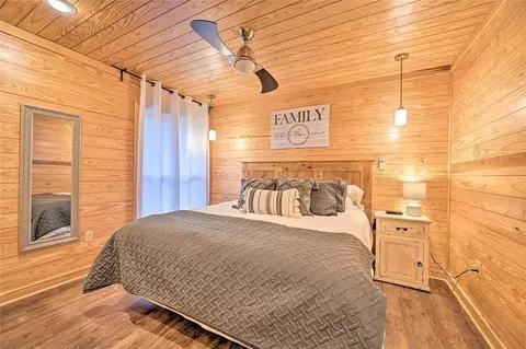 Bedroom - 67 Bent Pine Trl, Broken Bow, OK 74728 photo 1 of 6