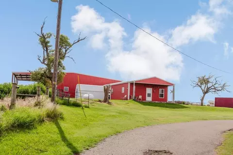 12223 N 2040 Rd, Sentinel, OK 73664