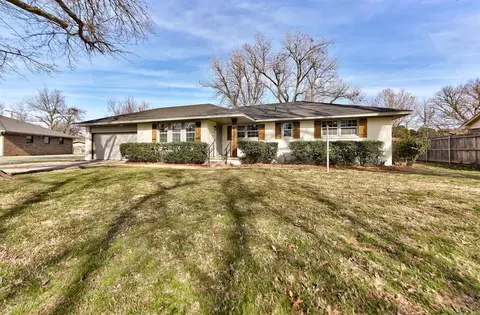 1627 Cruce St, Norman, OK 73069