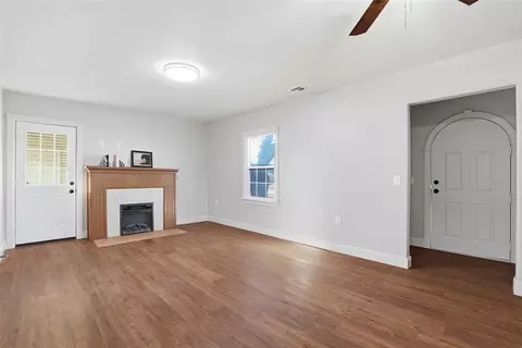 Living - 200 SW 5th, Tuttle, OK 73089 photo 2 of 3