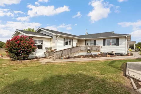 1415 N Oklahoma St, Tryon, OK 74875 photo 1