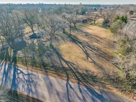 8600 NE 17th St, Oklahoma City, OK 73141