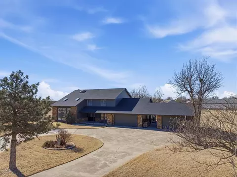 19005 Aerial Rd, Edmond, OK 73012