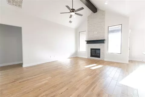 667 Straight St, Guthrie, OK 73044