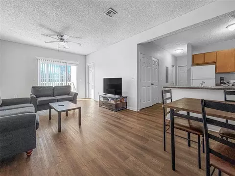 2200 Classen Blvd #4121, Norman, OK 73071