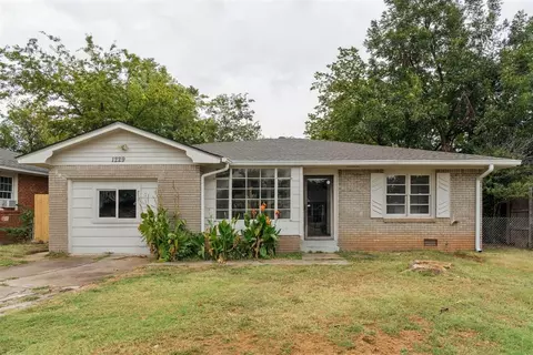 1229 NW 83rd St, Oklahoma City, OK 73114