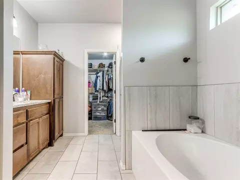 Other - 5702 Cedar Tree Cir, Guthrie, OK 73044 photo 5 of 6
