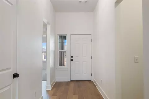 17704 Horne Ln, Edmond, OK 73012